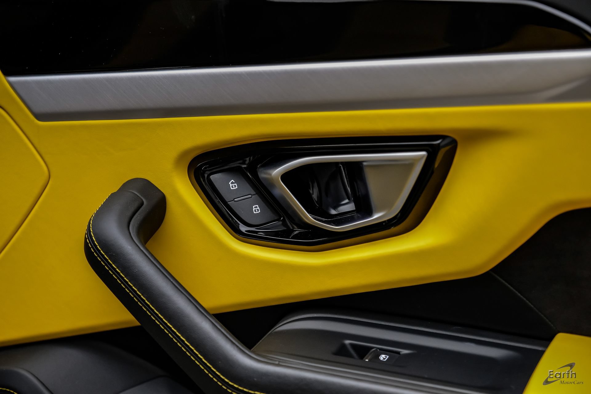 Used 2021 Lamborghini Urus AWD/4WD image 96