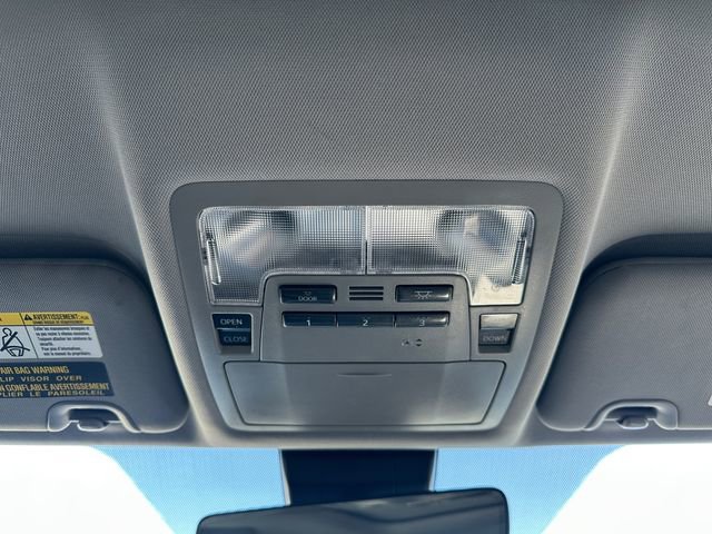 Used 2017 Toyota Highlander XLE image 29