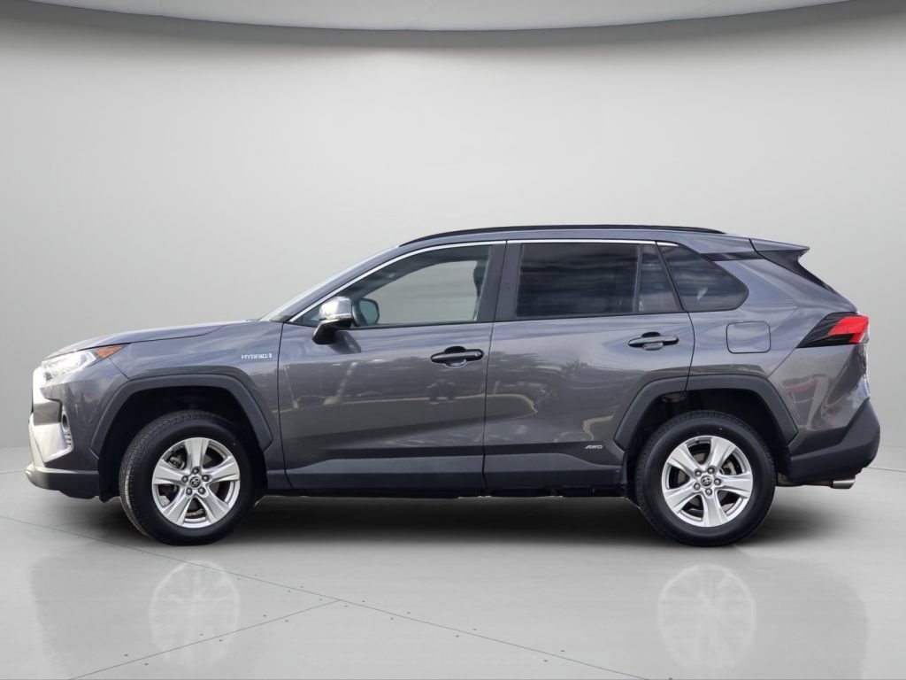 Used 2021 Toyota RAV4 XLE w/ Convenience Package AWD/4WD image 19