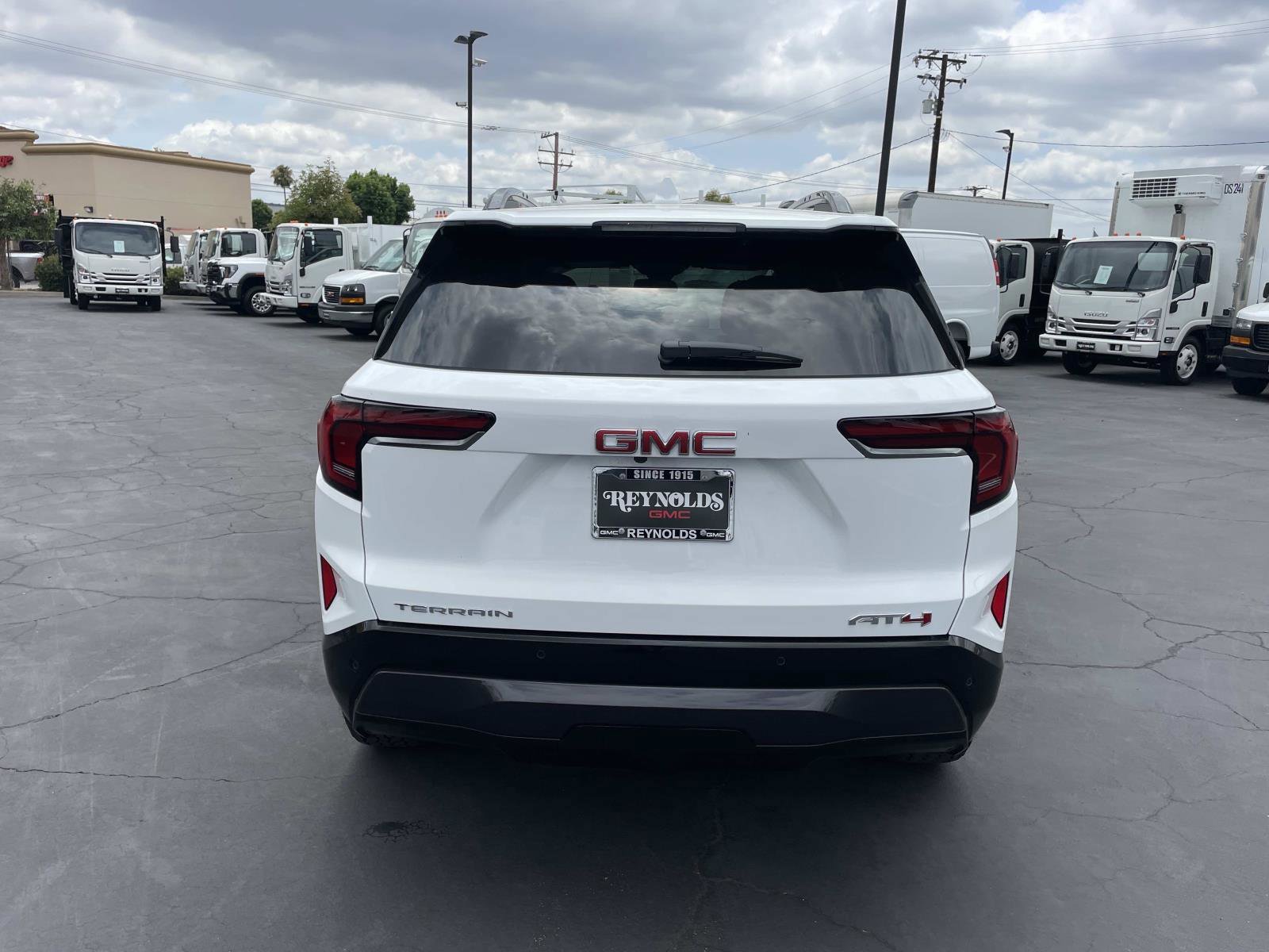 New 2026 GMC Terrain AT4 AWD/4WD image 6