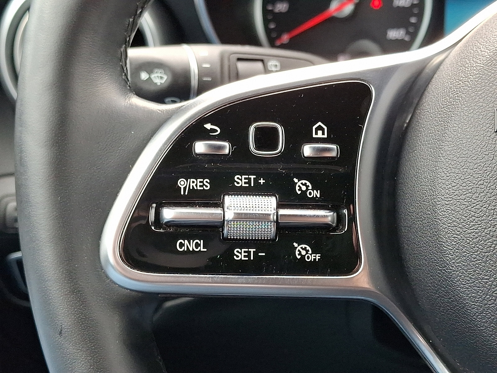 Certified 2020 Mercedes-Benz GLC 300 4MATIC image 21