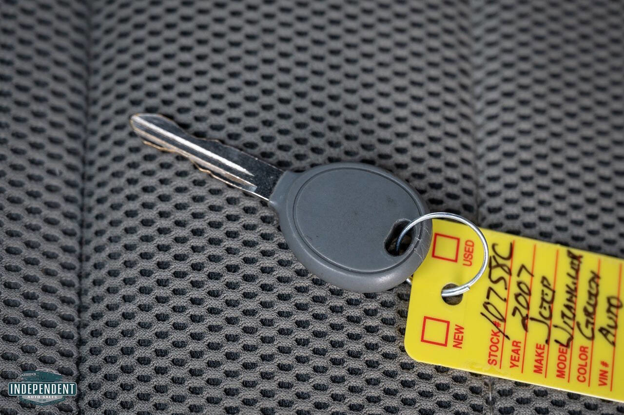 Used 2007 Jeep Wrangler Sahara image 20