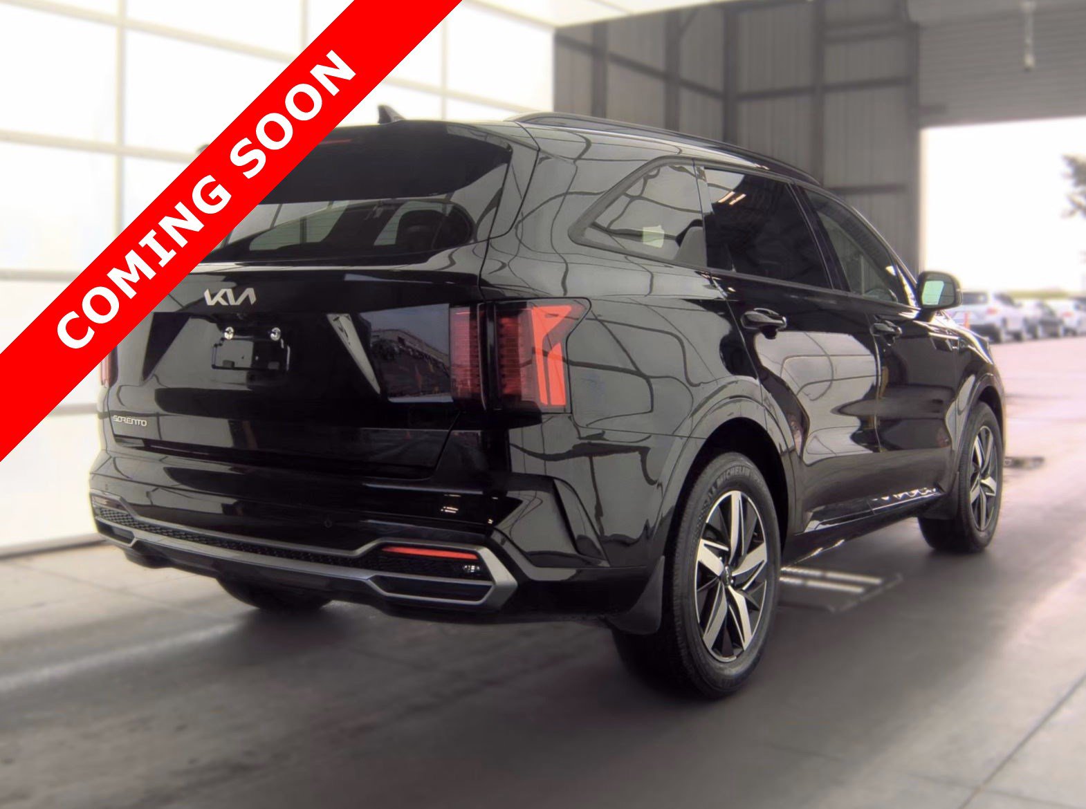 Used 2023 Kia Sorento S w/ Panoramic Sunroof Package FWD image 5
