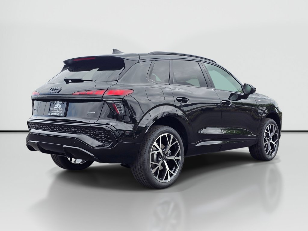 New 2026 Audi Q3 quattro 2.0T AWD/4WD image 5