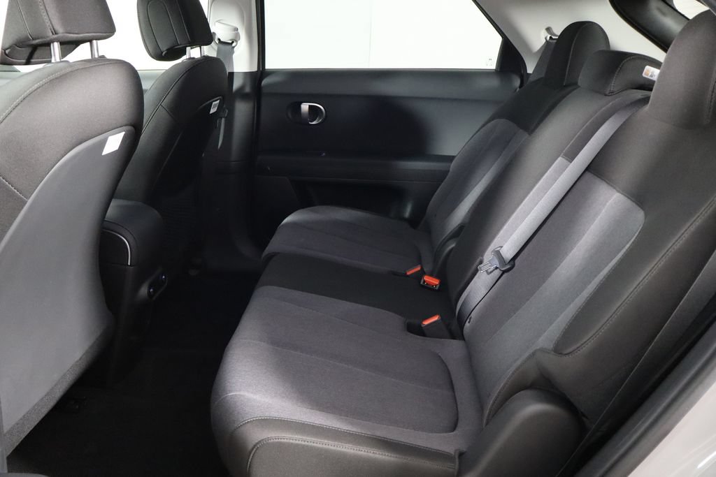 Used 2024 Hyundai Ioniq 5 SE AWD/4WD image 16
