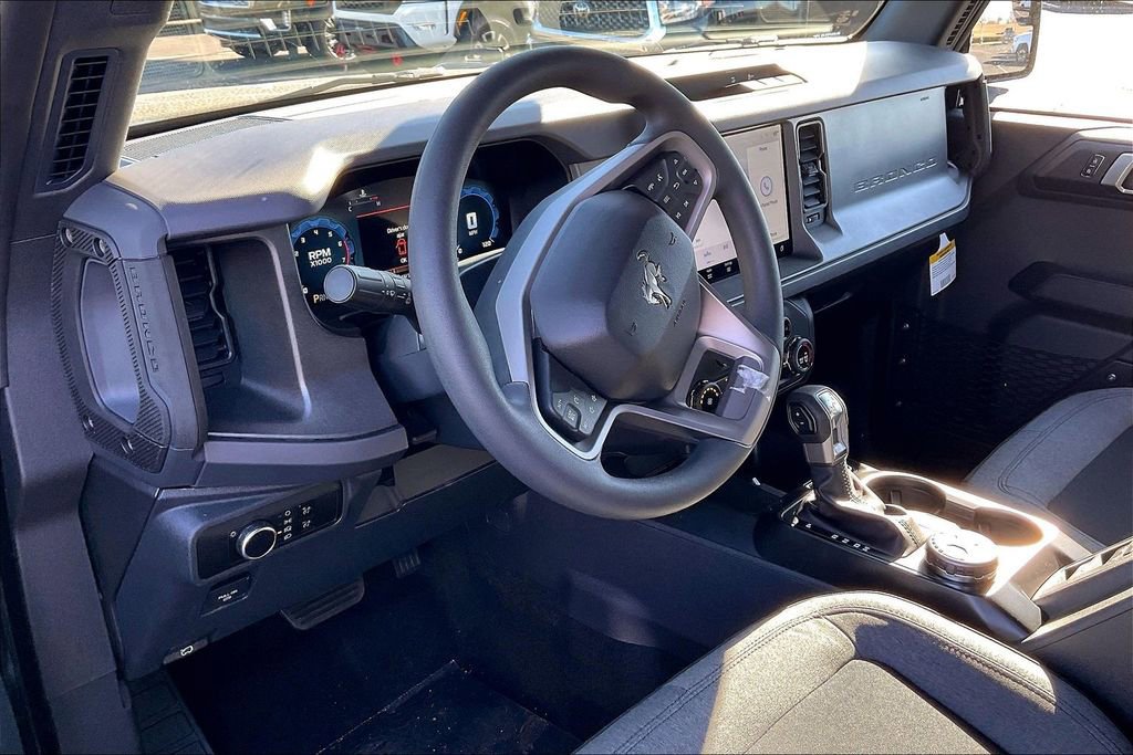 New 2025 Ford Bronco 4-Door image 6