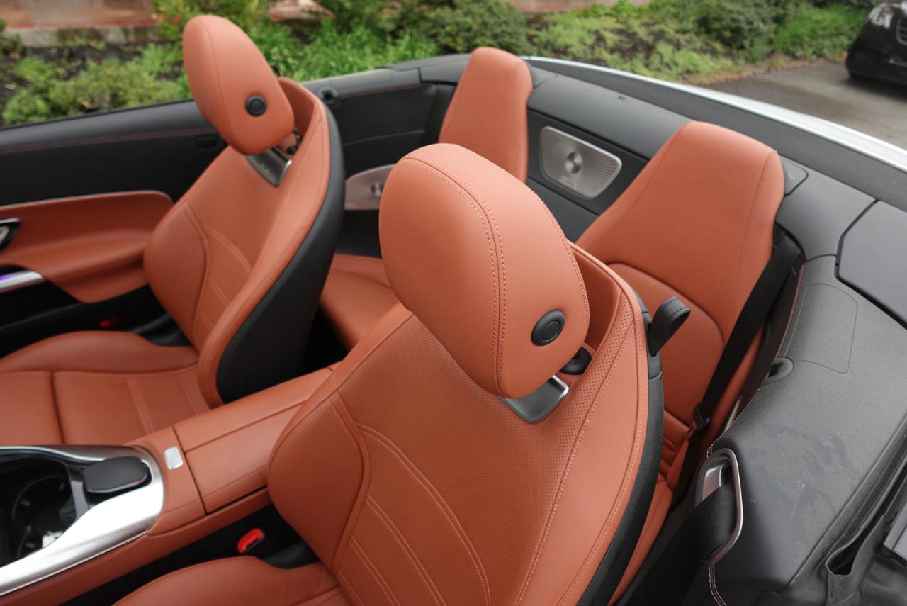 Used 2024 Mercedes-Benz SL 55 AMG 4MATIC image 15