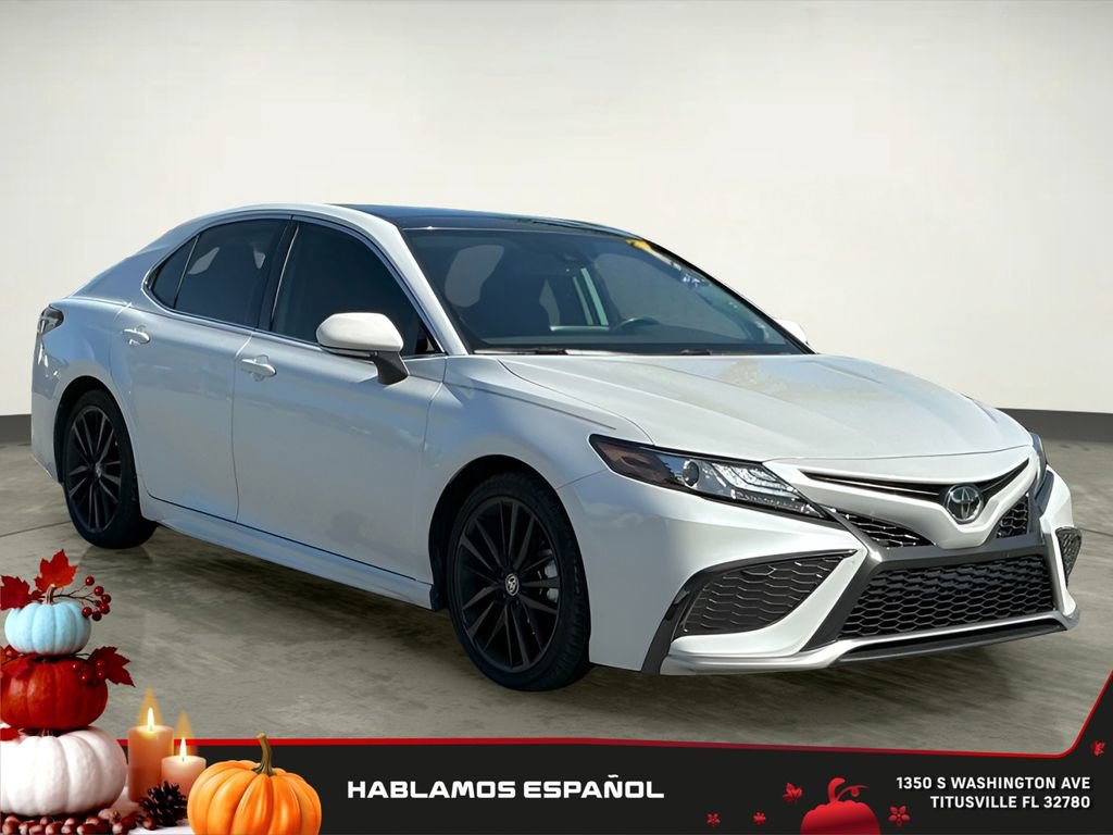 Used 2021 Toyota Camry XSE image 14