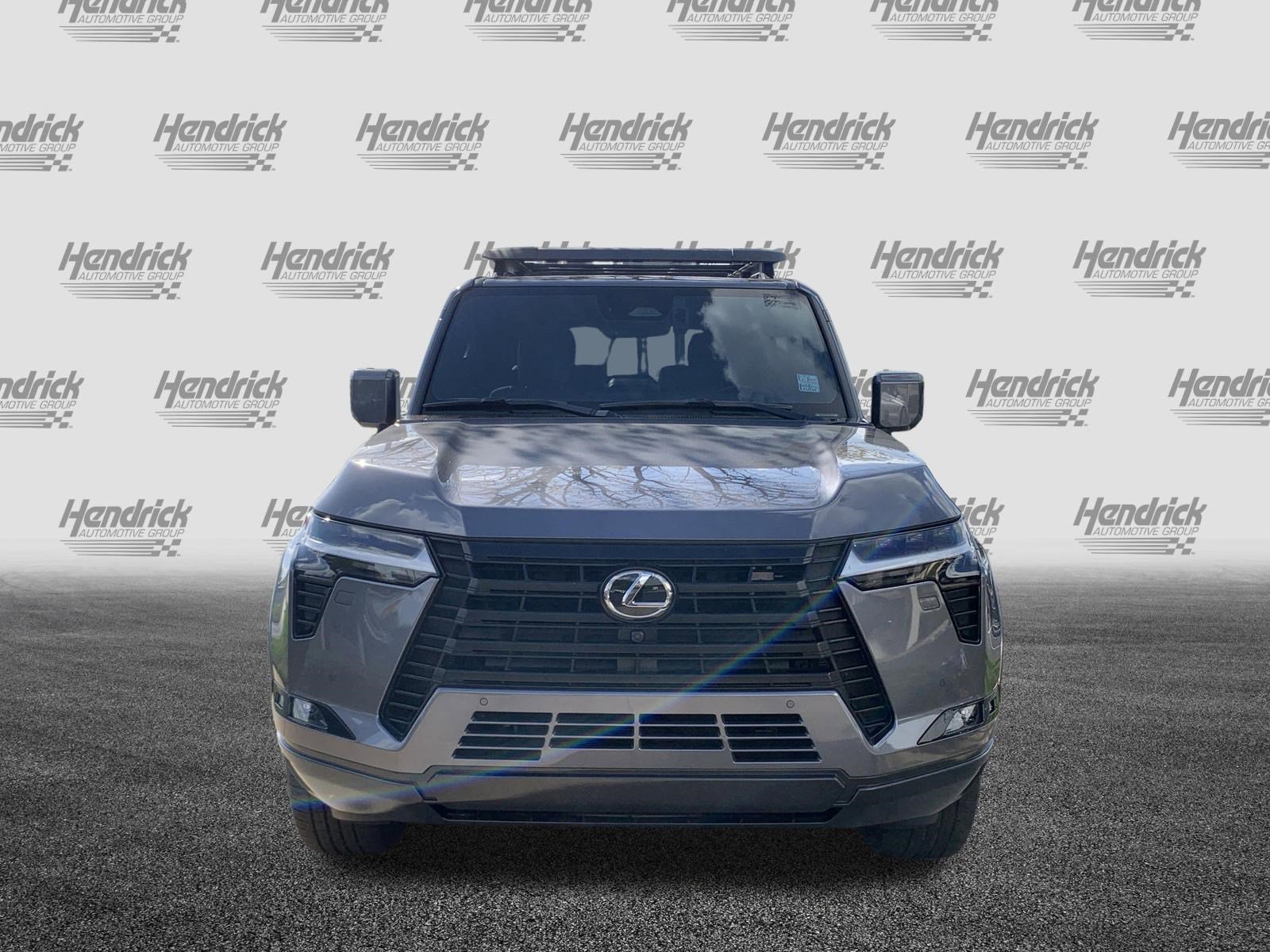 Used 2024 Lexus GX 550 w/ Accessory Package (2T) image 3