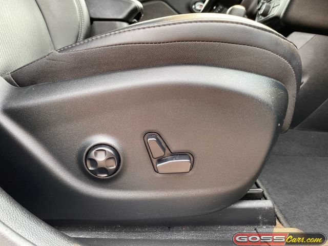 Used 2019 Jeep Cherokee Limited AWD/4WD image 7
