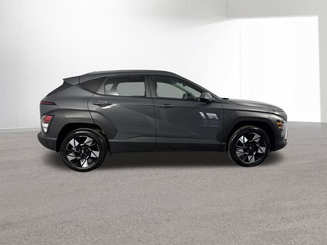 Certified 2025 Hyundai Kona SEL image 40
