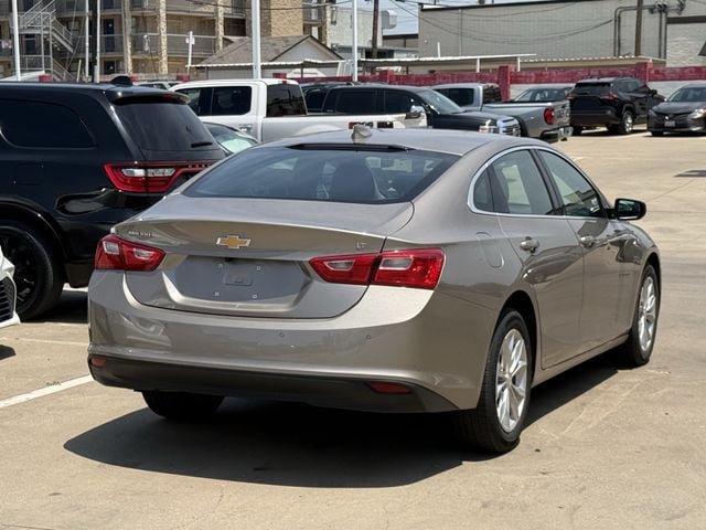 Used 2025 Chevrolet Malibu LT FWD image 4