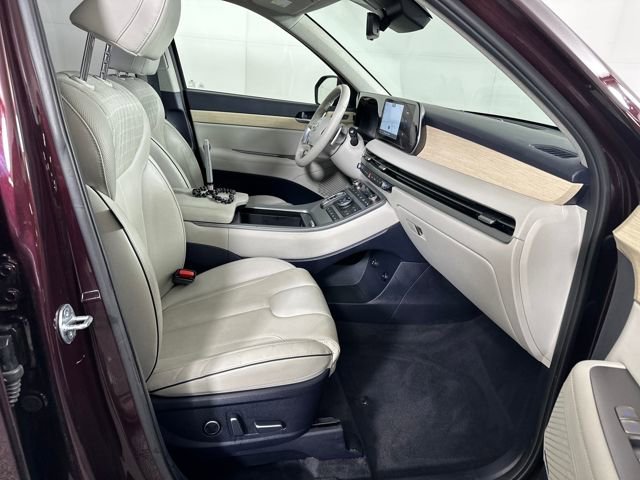 Used 2023 Hyundai Palisade Limited w/ Cargo Package image 29