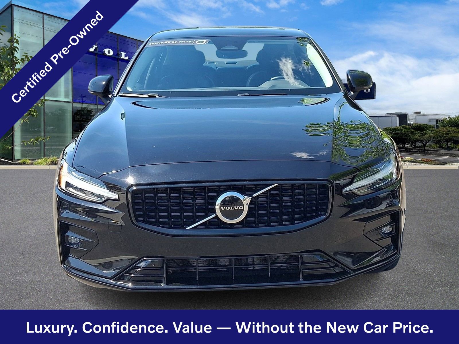 Certified 2024 Volvo S60 B5 Core AWD/4WD image 2