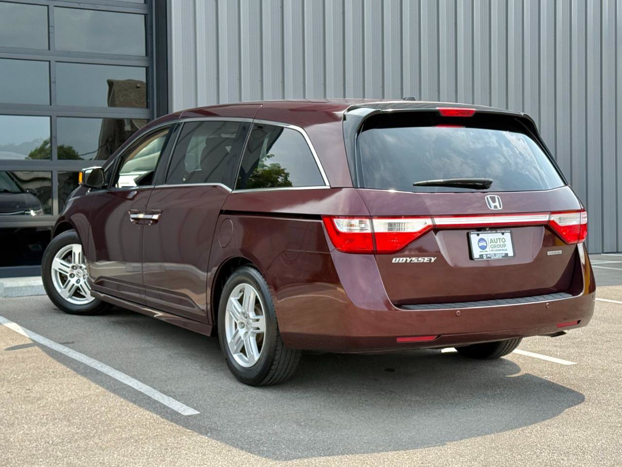 Used 2011 Honda Odyssey Touring image 7
