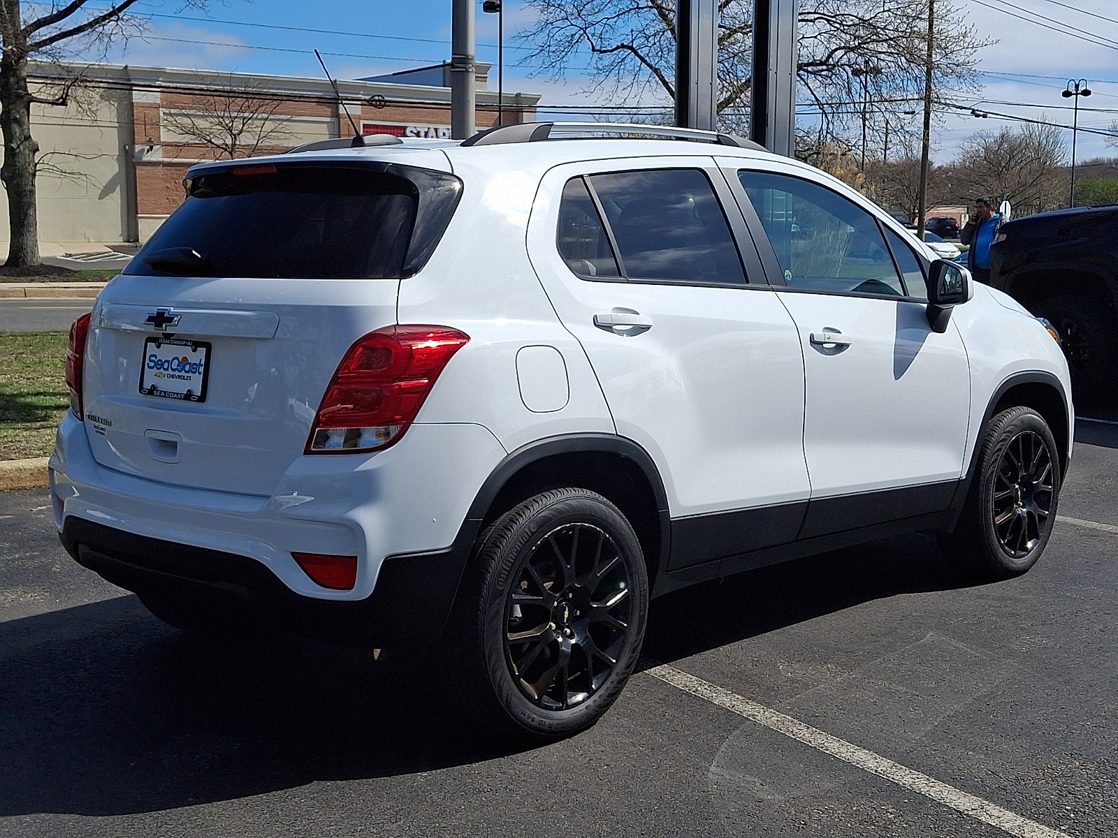Used 2022 Chevrolet Trax LT w/ Sport Edition image 7