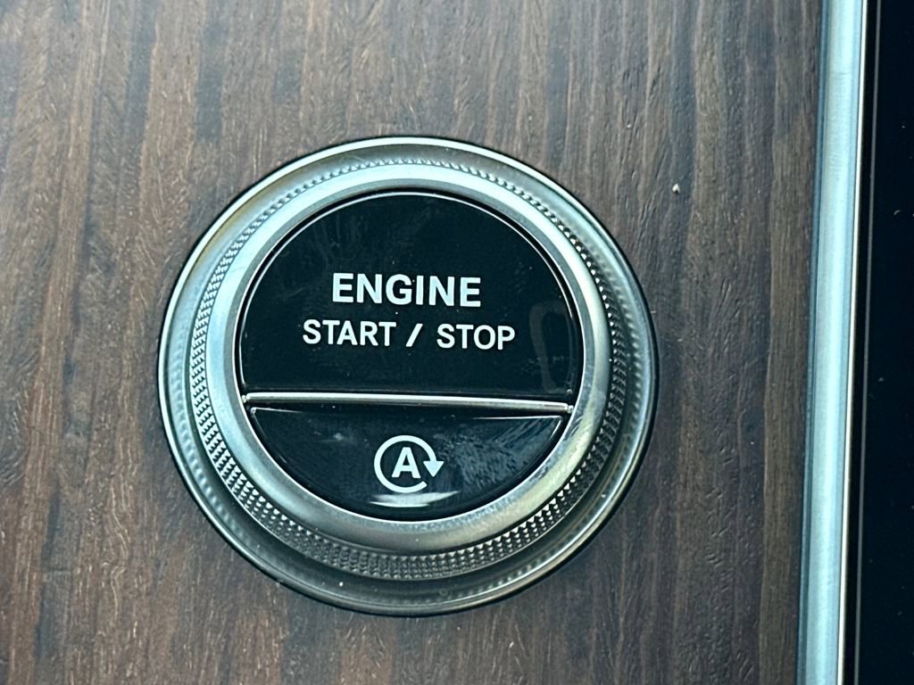 Certified 2025 Mercedes-Benz GLC 300 4MATIC image 19