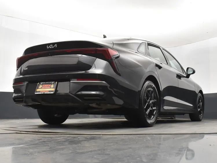 Used 2025 Kia K5 LXS image 13