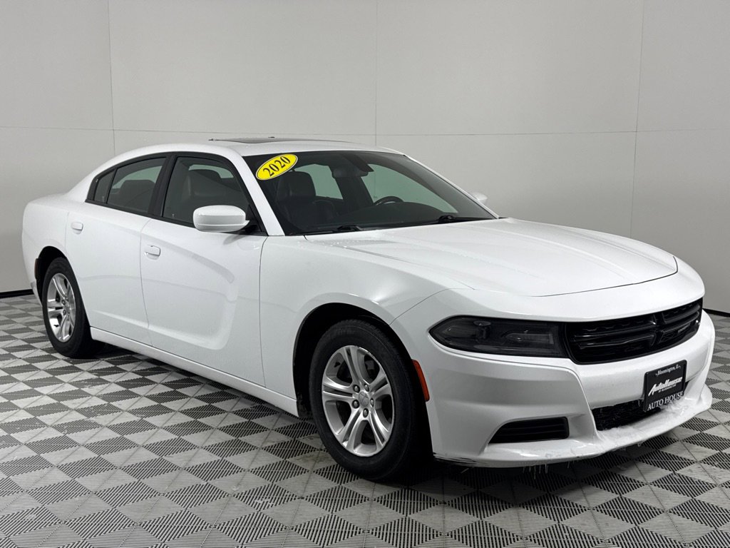 Used 2020 Dodge Charger SXT w/ Leather Interior Group image 3