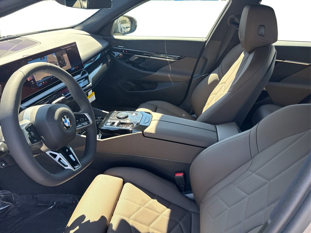 New 2026 BMW 530i xDrive w/ M Sport Package image 9