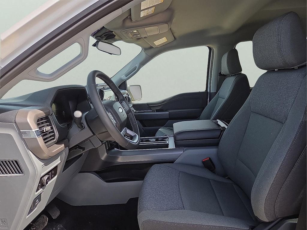 New 2026 Ford F150 XLT w/ XLT Chrome Appearance Package image 13