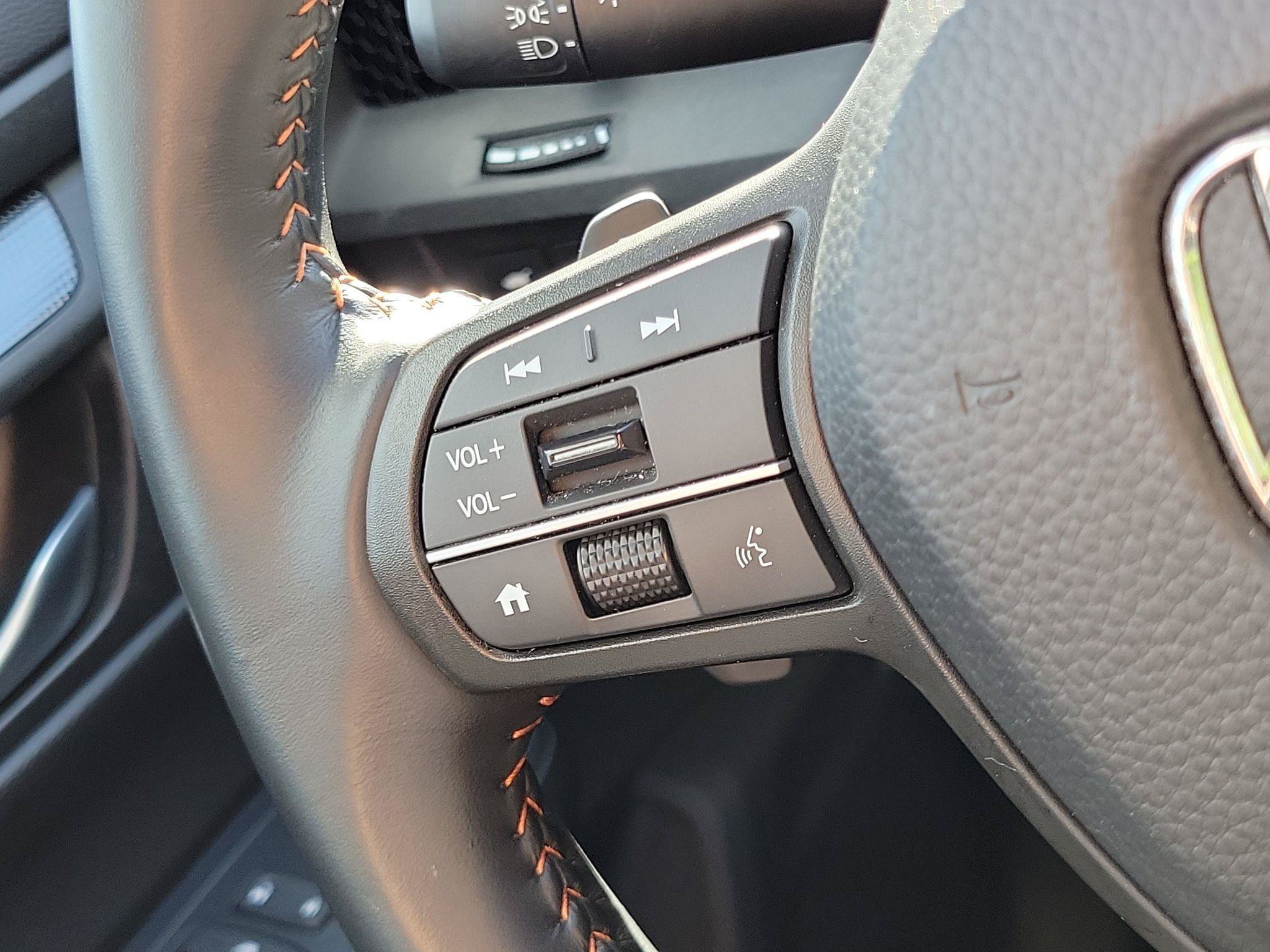 Used 2025 Honda CR-V Sport-L image 12
