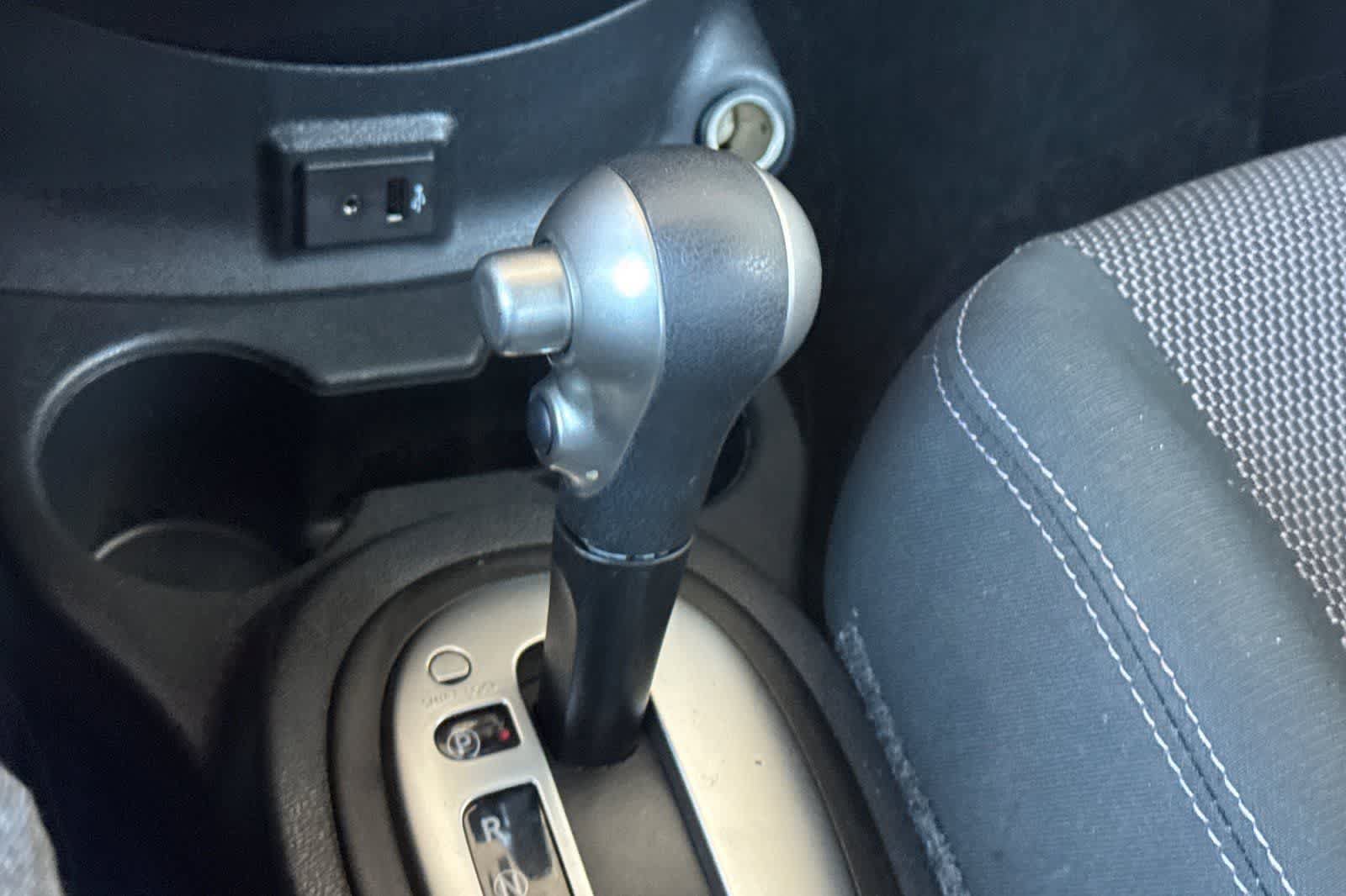 Used 2017 Nissan Versa SV FWD image 20