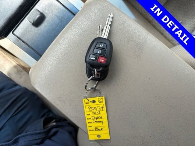 Used 2012 Toyota Camry LE FWD image 7