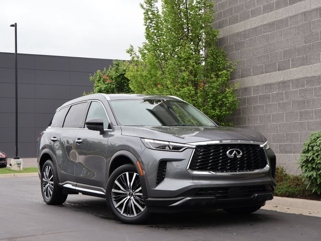 Used 2025 INFINITI QX60 Sensory w/ Cargo Package AWD/4WD image 1