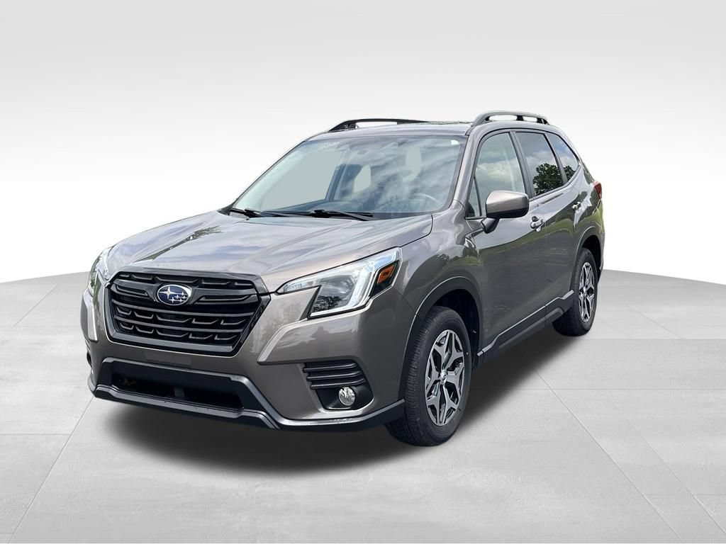 Used 2023 Subaru Forester Premium AWD/4WD image 5
