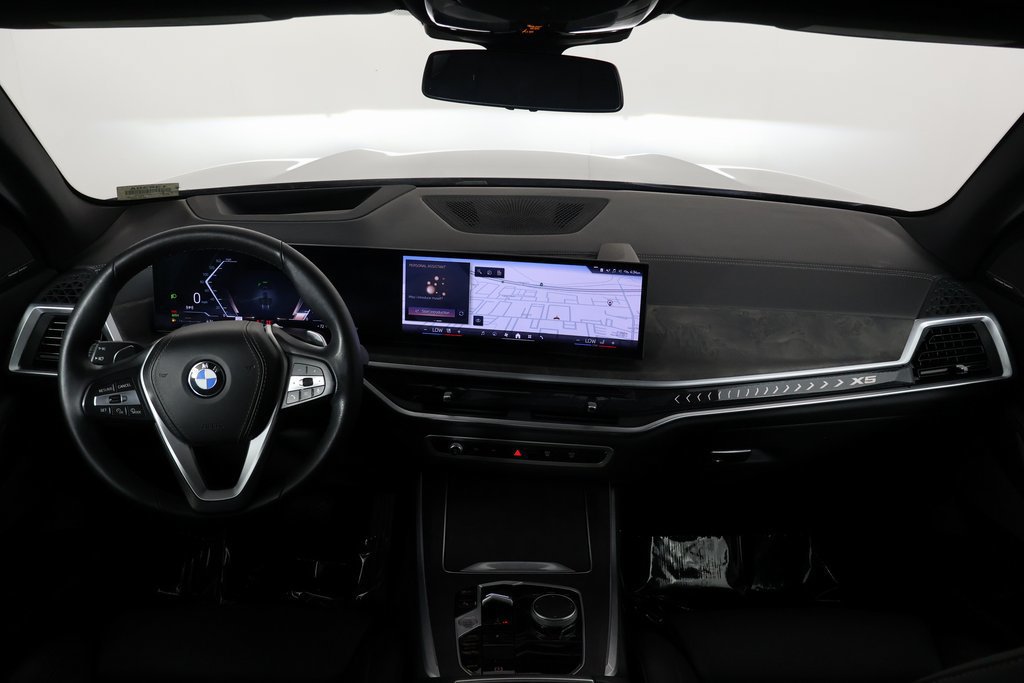 Certified 2024 BMW X5 sDrive40i w/ Premium Package RWD image 8