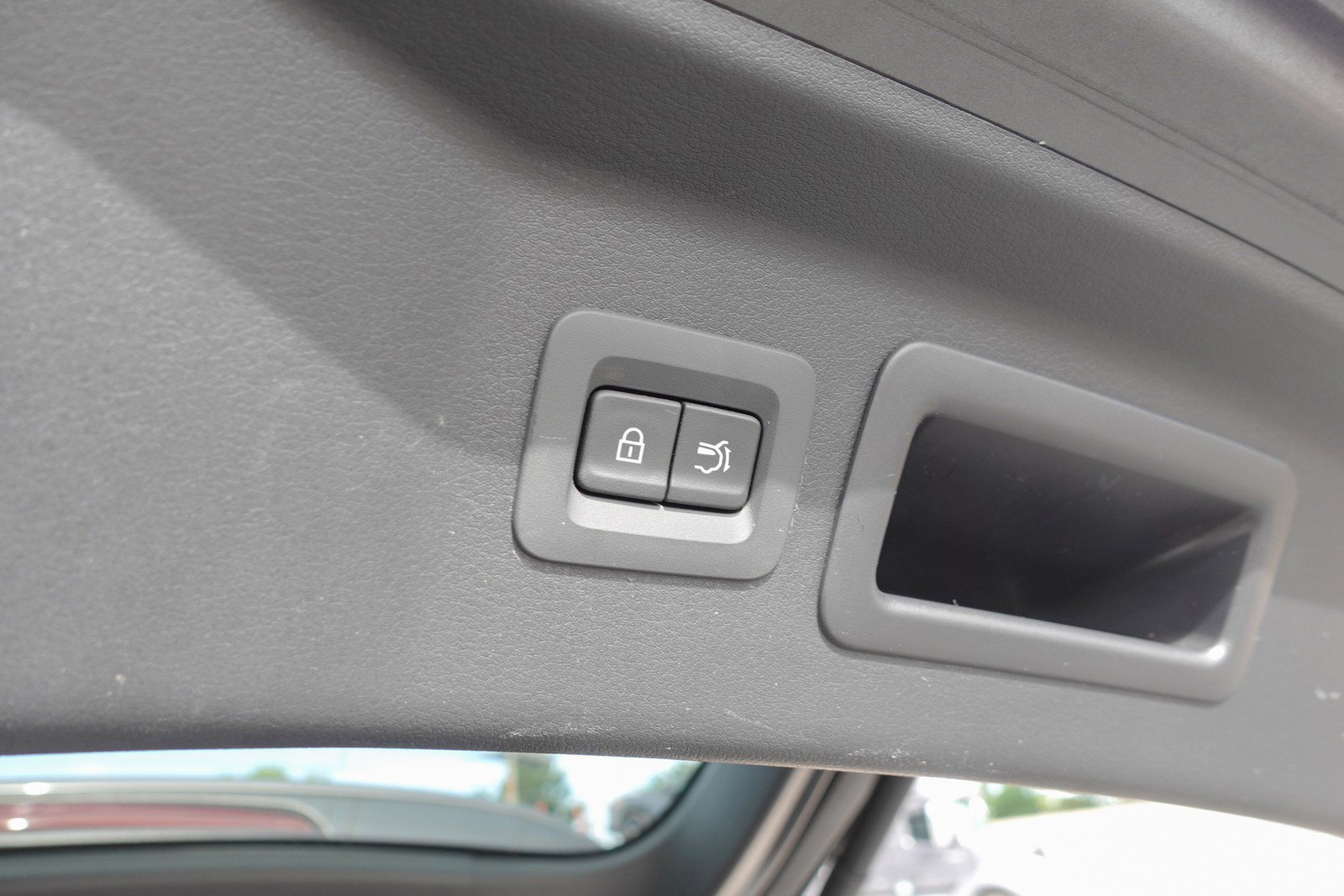 Used 2024 MAZDA CX-90 Plug-In Hybrid w/ Preferred image 25