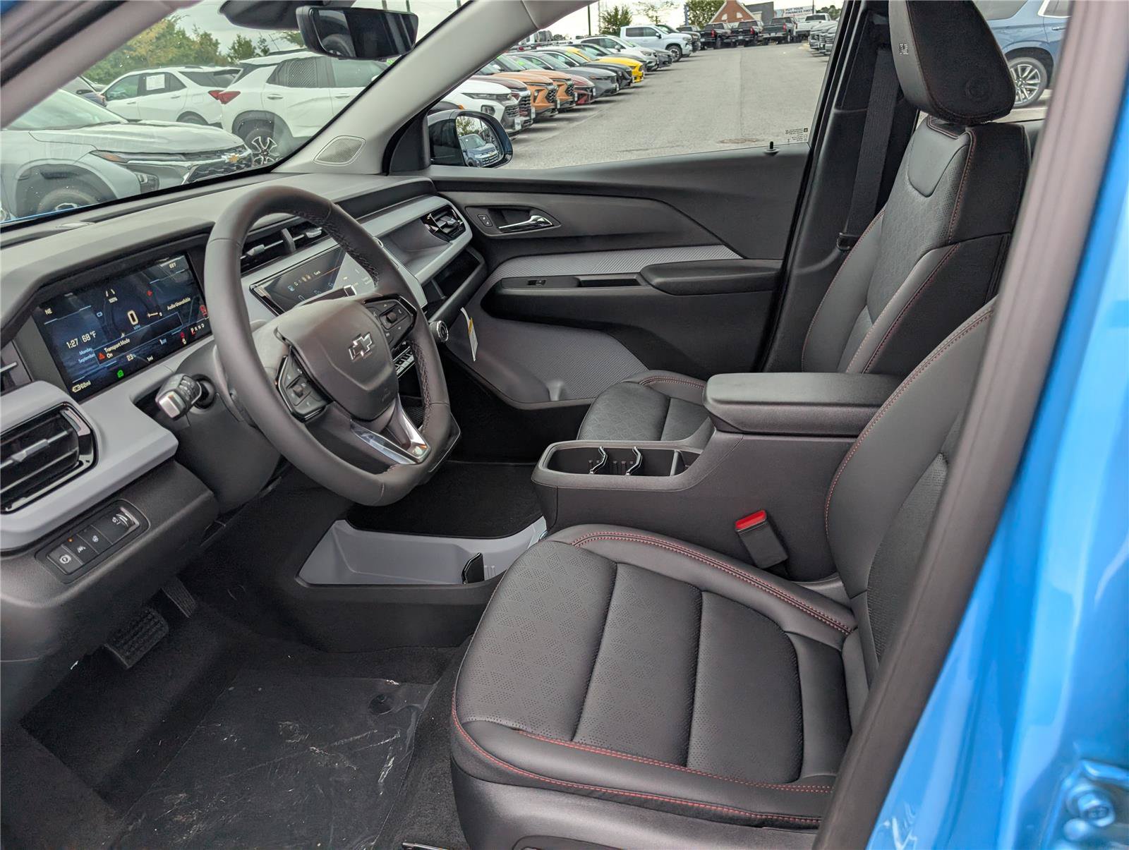 New 2027 Chevrolet Bolt RS w/ Technology Package FWD image 11