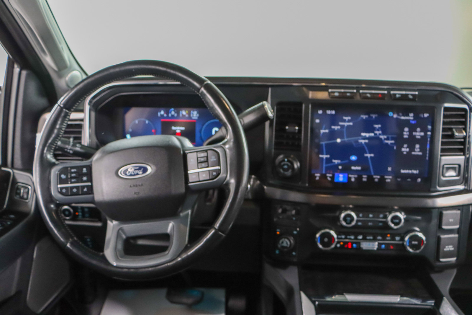 Used 2024 Ford F250 Lariat w/ Lariat Ultimate Package image 18