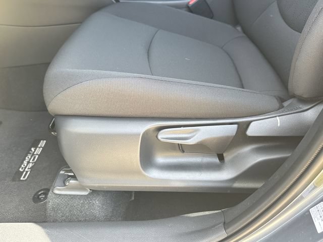 Certified 2026 Toyota Corolla Cross LE FWD image 27