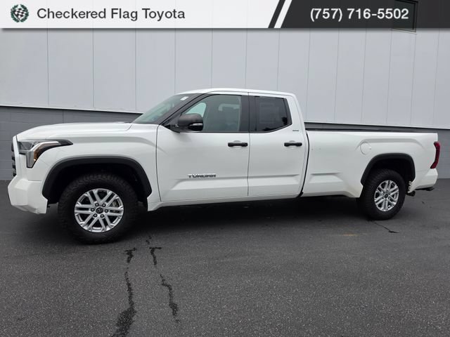 Used 2022 Toyota Tundra SR5 w/ SR5 Convenience Package AWD/4WD image 2