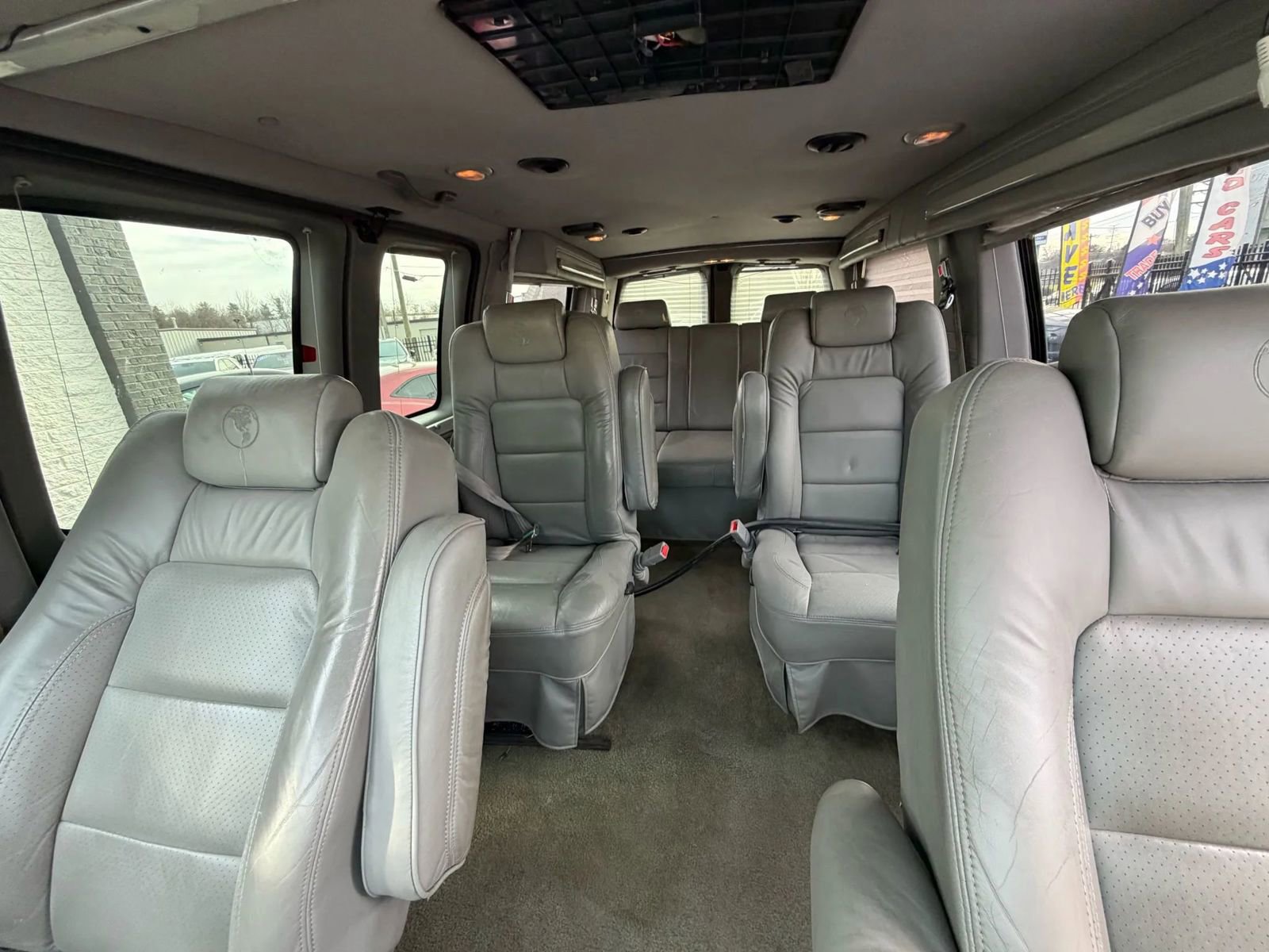 Used 2010 Chevrolet Express 1500 w/ Power Package image 37