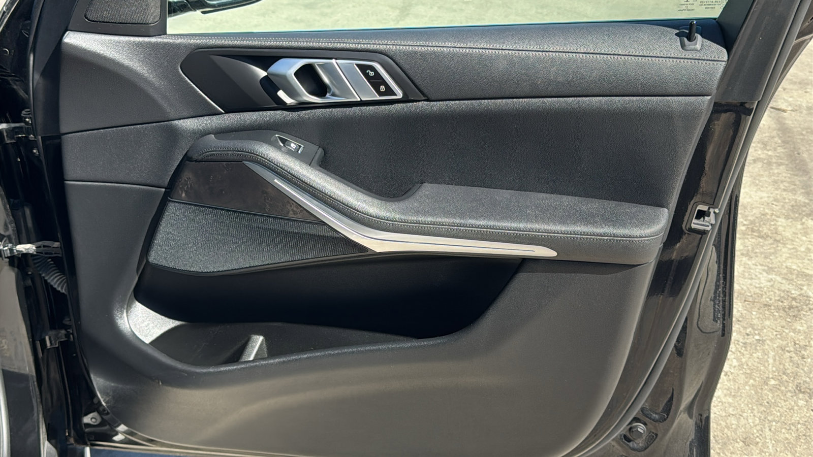 Used 2022 BMW X5 sDrive40i w/ Premium Package image 29