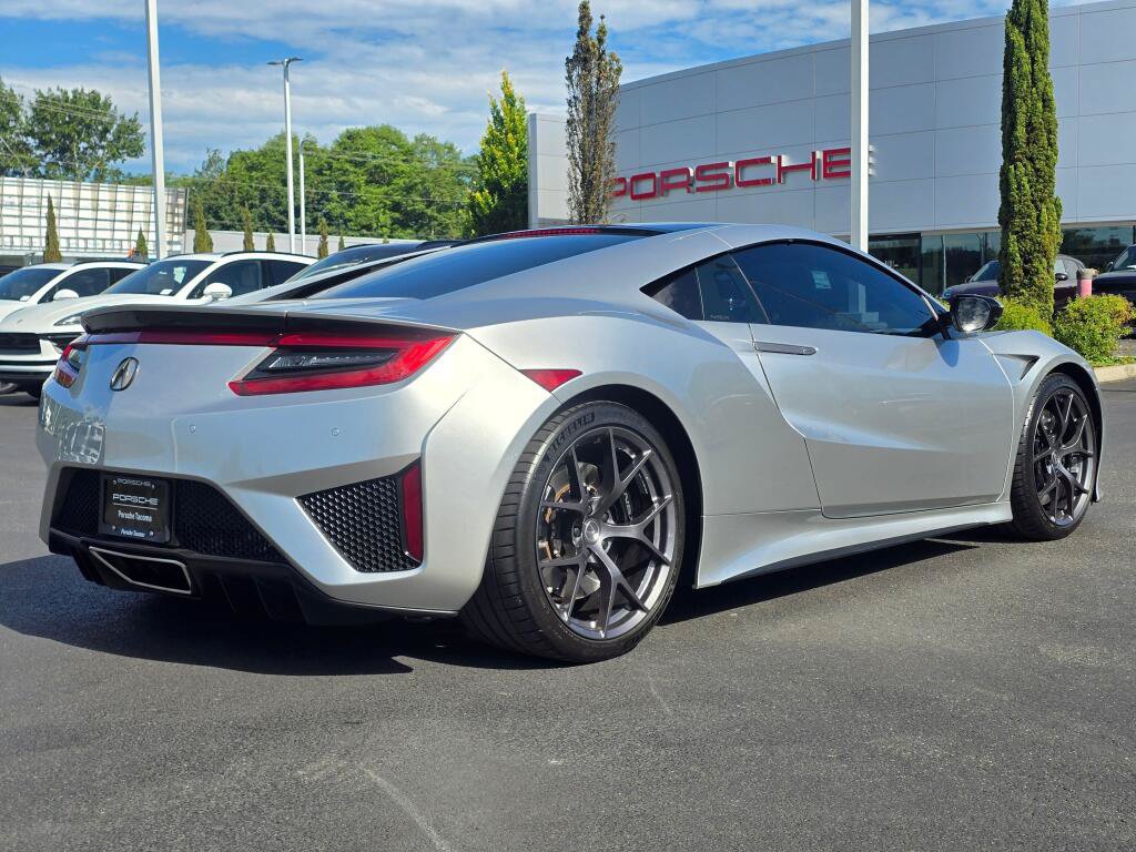 Used 2017 Acura NSX AWD/4WD image 5