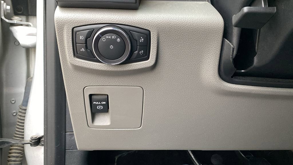 Used 2018 Ford F150 XLT image 30