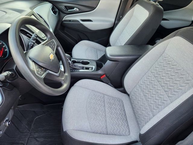 Used 2022 Chevrolet Equinox LS w/ LPO, Floor Liner Package image 4