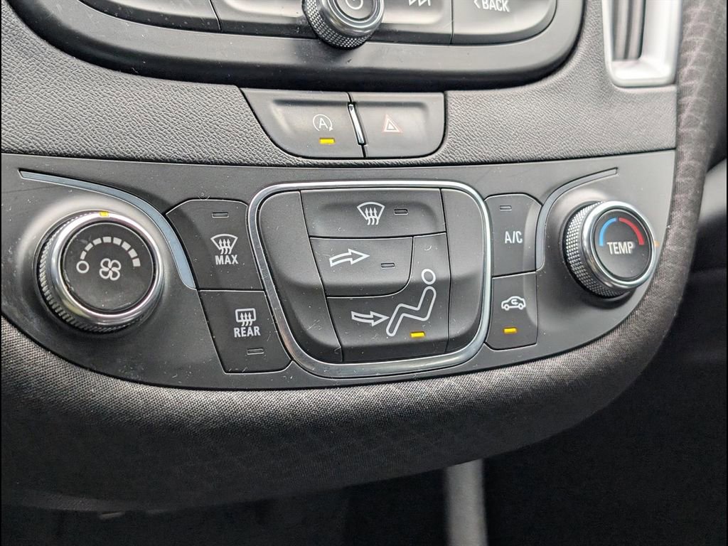 Used 2021 Chevrolet Malibu LS w/ Driver Confidence Package II image 16