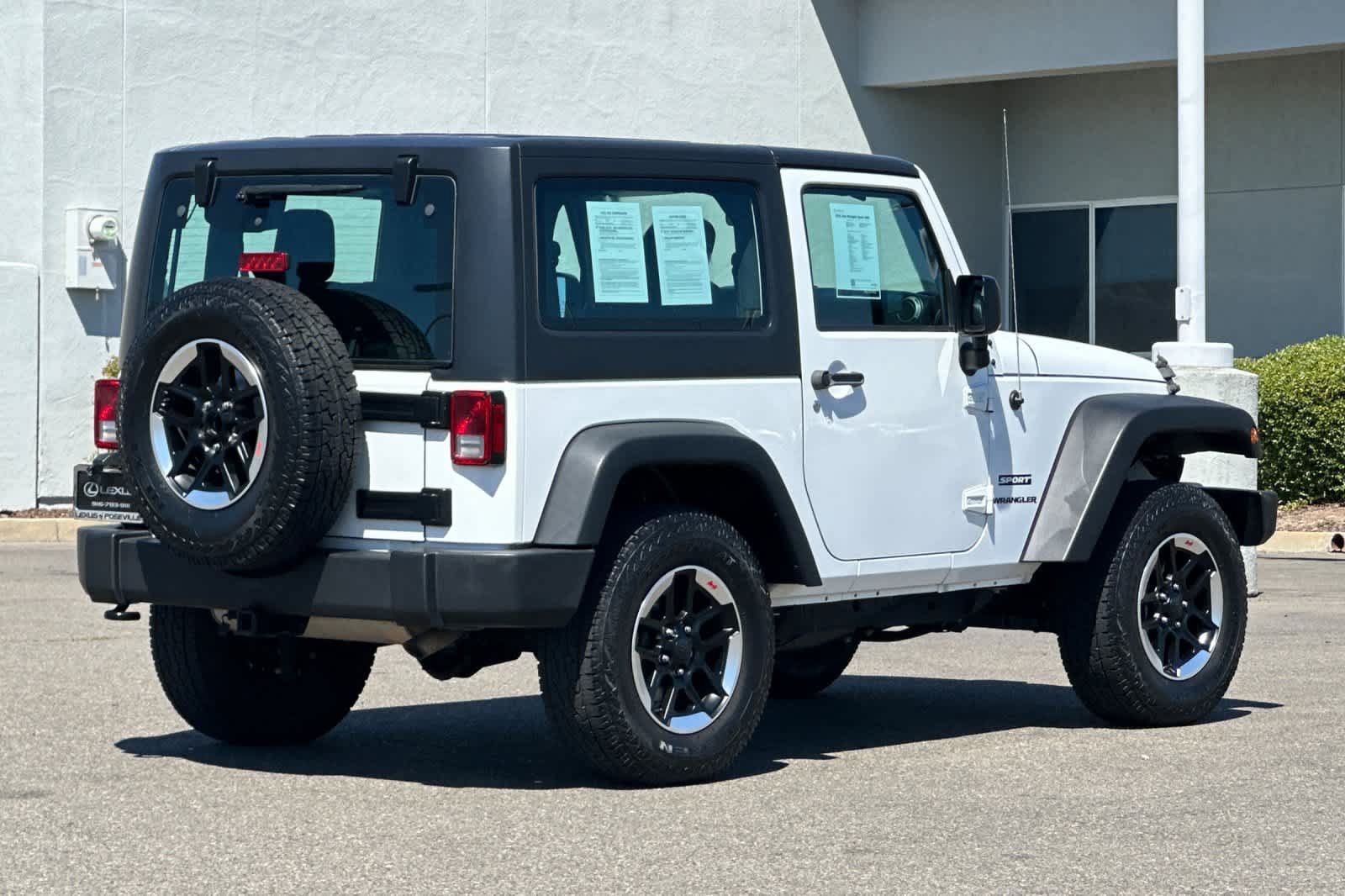 Used 2016 Jeep Wrangler Sport w/ Connectivity Group AWD/4WD image 2