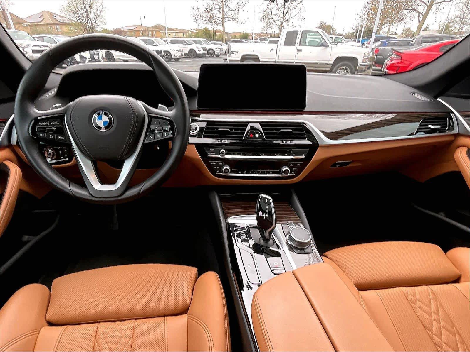 Certified 2023 BMW 540i w/ Convenience Package image 16