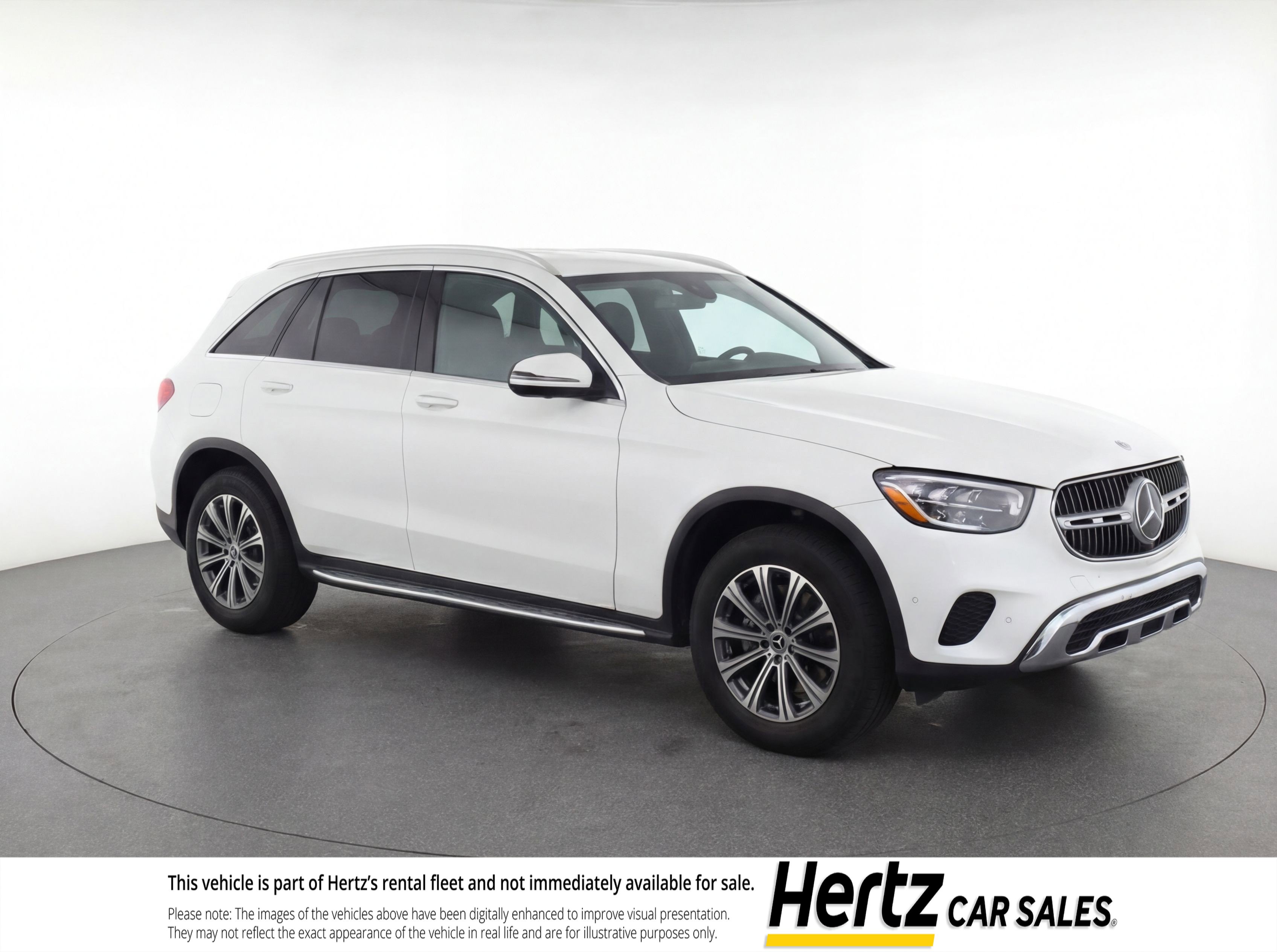 Used 2024 Mercedes-Benz GLC 300 4MATIC image 1