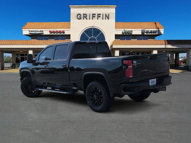 Used 2025 Chevrolet Silverado 2500 LTZ w/ LTZ Plus Package AWD/4WD image 9