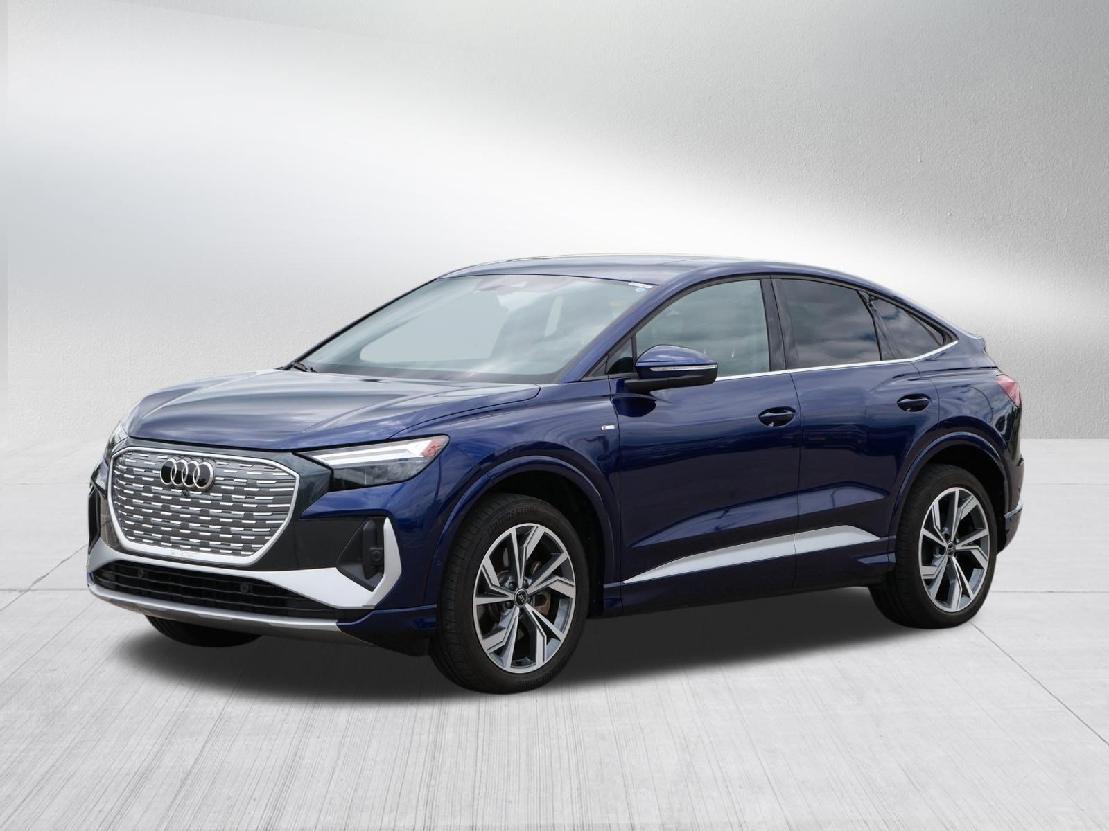 Certified 2023 Audi Q4 e-tron Premium Plus w/ Premium Plus AWD/4WD image 3
