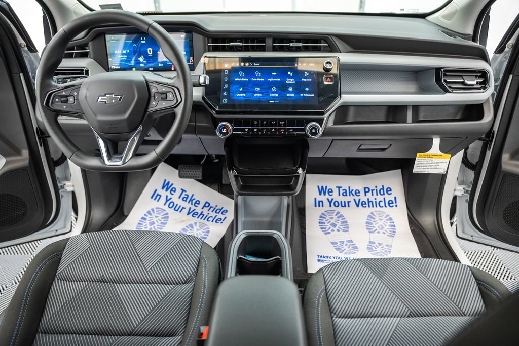 New 2027 Chevrolet Bolt LT w/ LPO, All-Weather Package FWD image 18