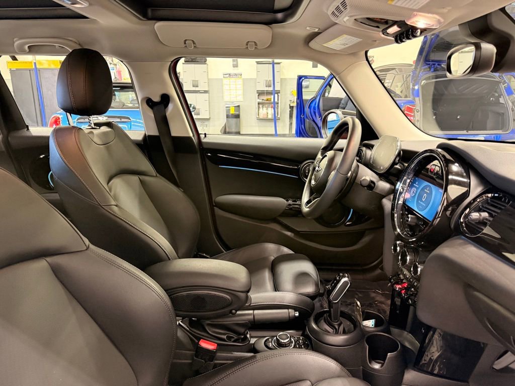 Certified 2023 MINI Cooper S image 30