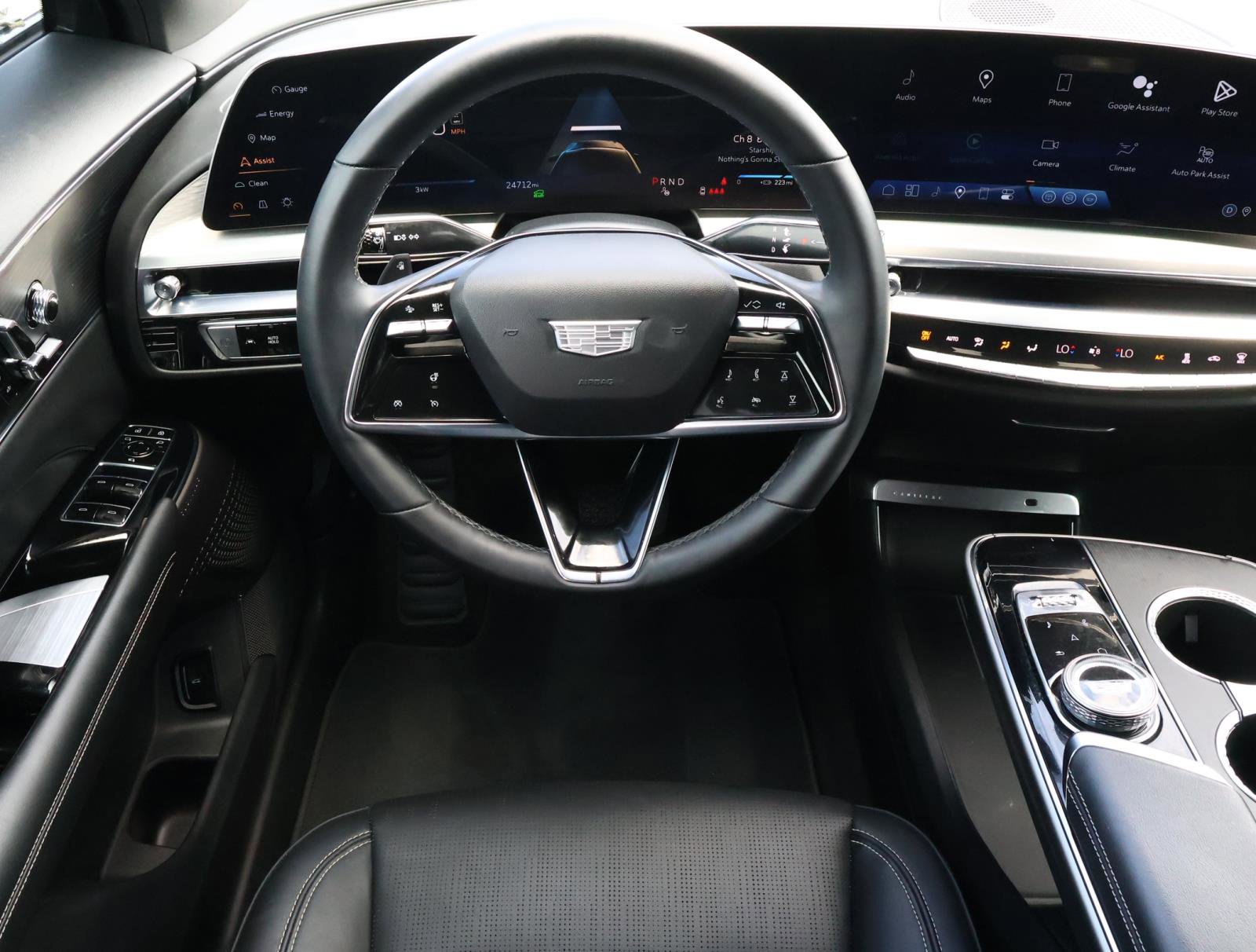 Certified 2024 Cadillac Lyriq Luxury RWD image 14